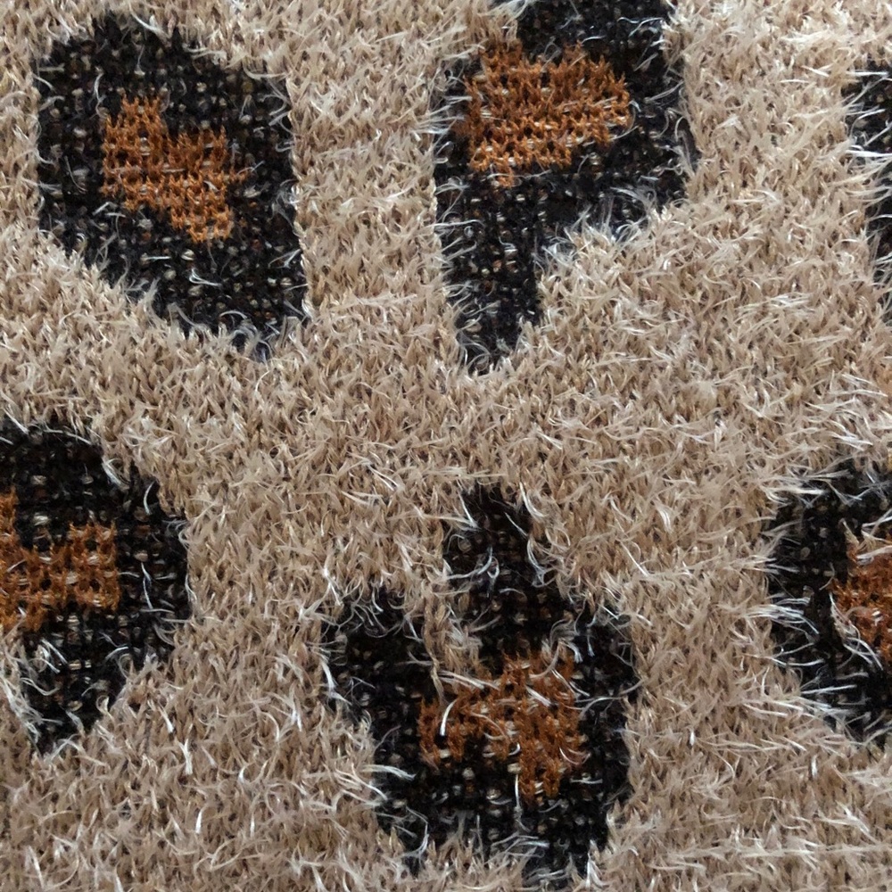Wonderly Nomad Leopard Sweater - Picture 11 of 13